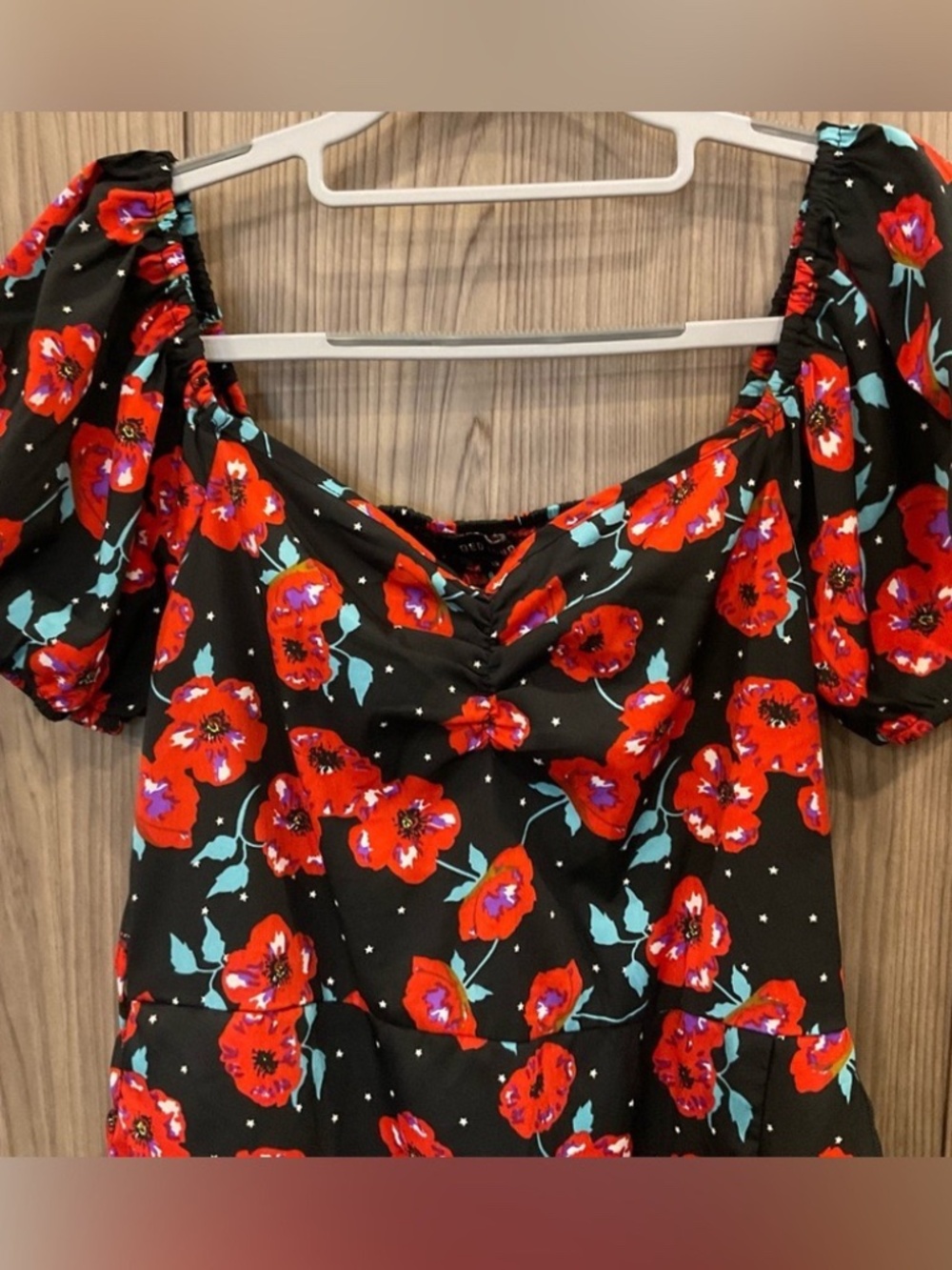 QED LONDON SIZE MEDIUM M BLACK FLORAL DRESS LOT5914
